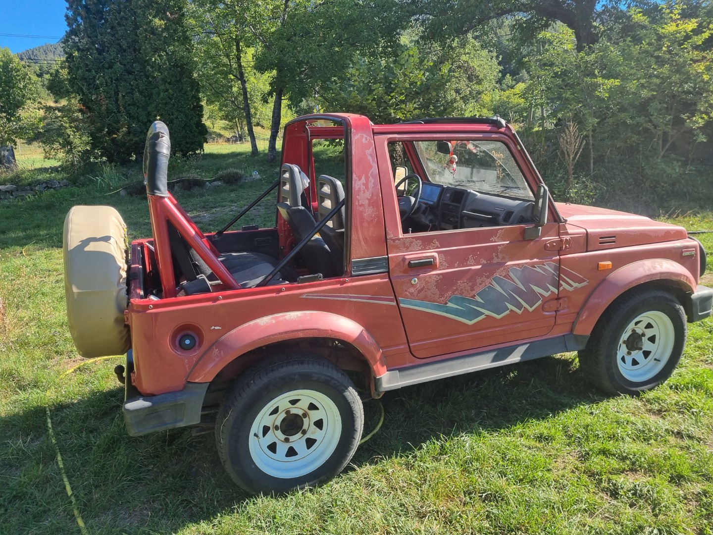 Suzuki Santana Samurai — vue 2